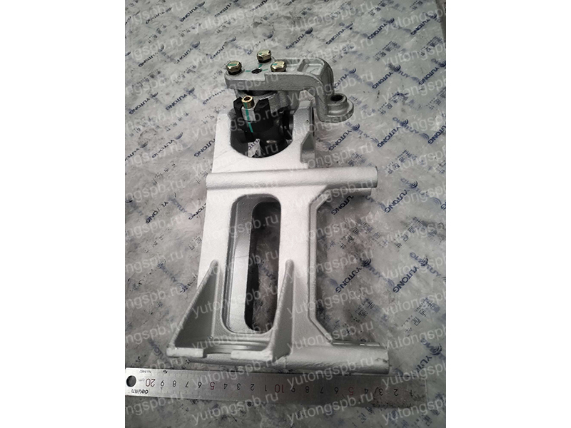 1703-04017 Контроллер переключения передач Yutong (Ютонг) 1703-04017 Контроллер переключения передач Yutong (Ютонг)