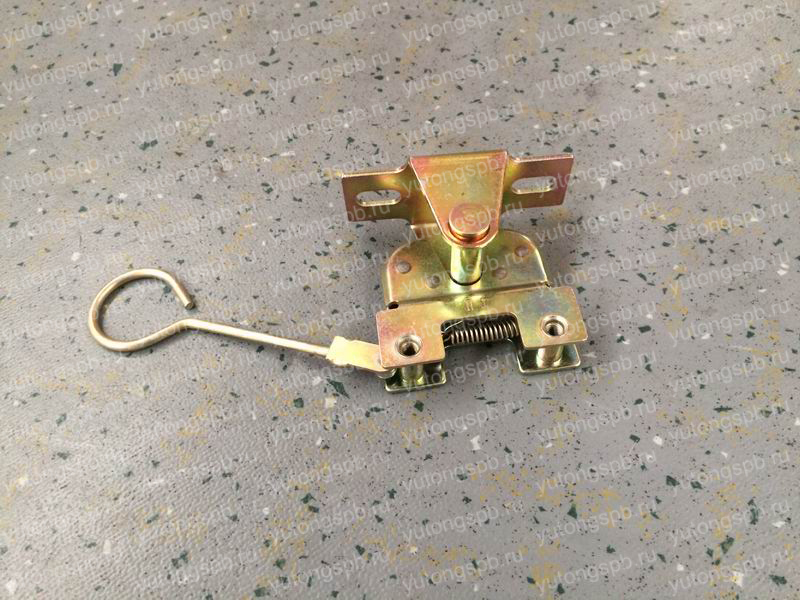 5302-07060 Плоский фиксатор вытяжного кольца конструкции для экономии силы Yutong (Ютонг) 5302-07060 Плоский фиксатор вытяжного кольца конструкции для экономии силы Yutong (Ютонг)