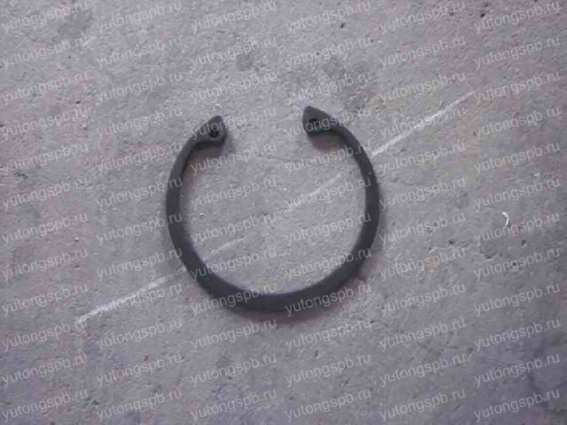 1005-00271 упорное кольцо палца поршня Yutong (Ютонг) 1005-00271 упорное кольцо палца поршня Yutong (Ютонг)