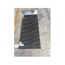 Нижняя защита двигателя (Оригинал) правая часть Yutong 560826068 Нижняя защита двигателя (Оригинал) правая часть Yutong 560826068