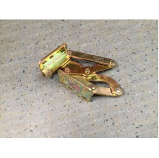 Петля крышки моторного отсека (Оригинал) левая Yutong 594011598 Петля крышки моторного отсека (Оригинал) левая Yutong 594011598