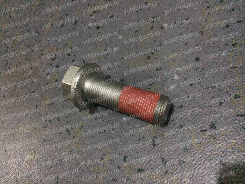 Болт (Оригинал) крепления тормозного суппорта Yutong Q1812060TD3SH Болт (Оригинал) крепления тормозного суппорта Yutong Q1812060TD3SH